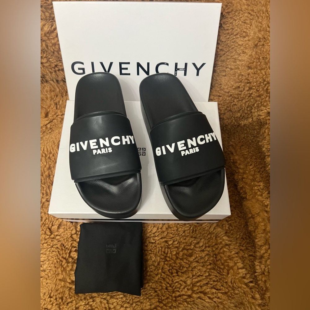 Givenchy Authentic Black Sandals - image 4